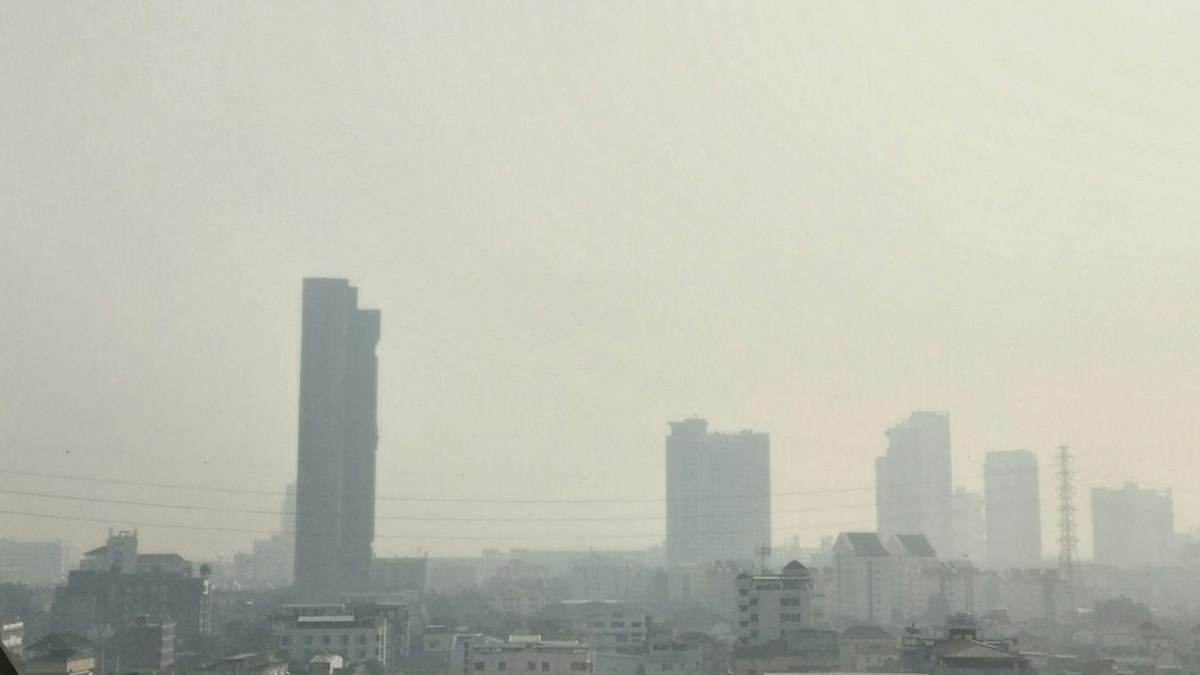 วาระแห่งชาติ  “แก้ฝุ่น” นายกฯเข้มอย่าให้ต้องบังคับใช้ กม. รถควันดำ-ก่อสร้าง ต้องลดฝุ่นลงให้ได้..คลิปข่าว