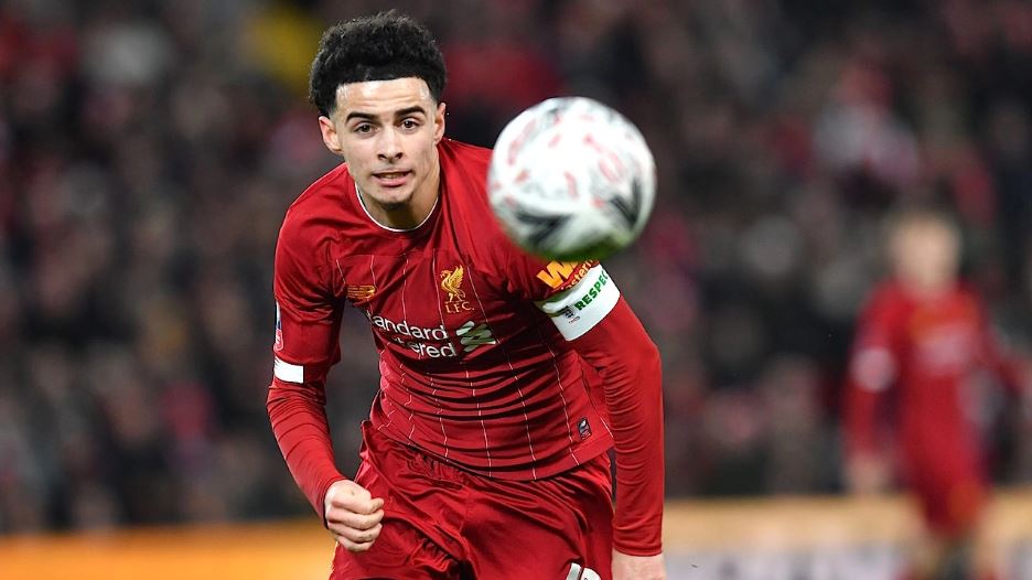 สถิติอีกแล้ว เคอร์ติส โจนส์ ขึ้นหิ้งกัปตันทีมหงส์แดง อายุน้อยสุดในประวัติศาสตร์