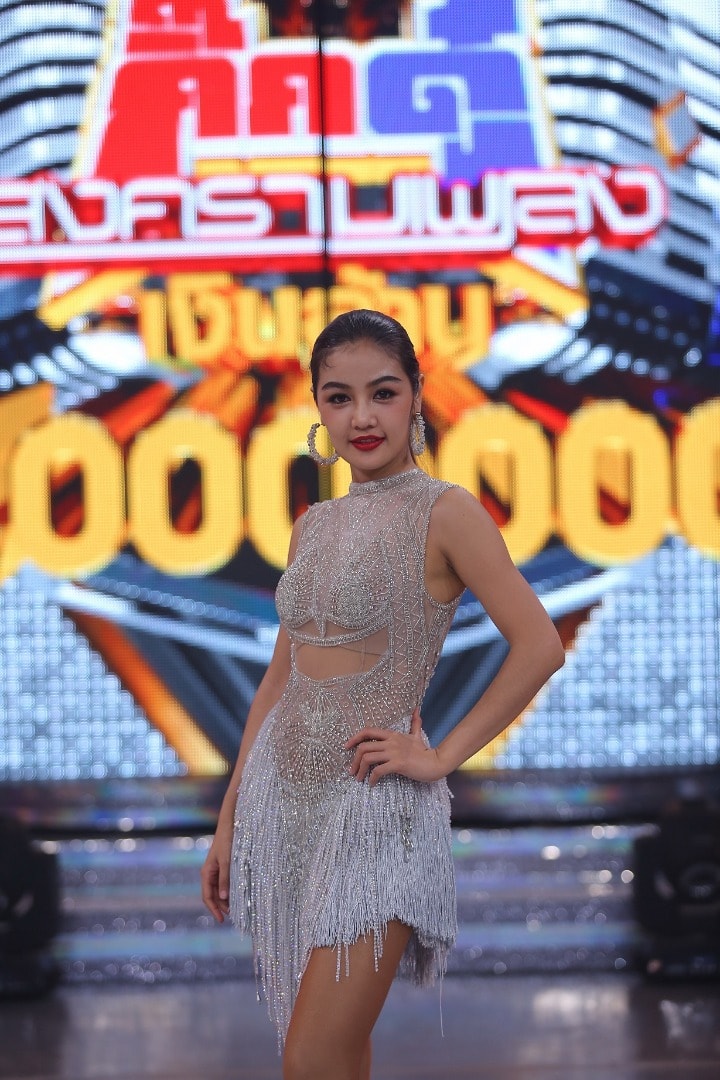 กระแต อาร์สยาม  อึ้ง แกมซึ้งน้ำตาไหล!! สุดเซอร์ไพรส์ คนพิเศษหนึ่งเดียวในดวงใจ โผล่ลงแข่งเงาเสียง