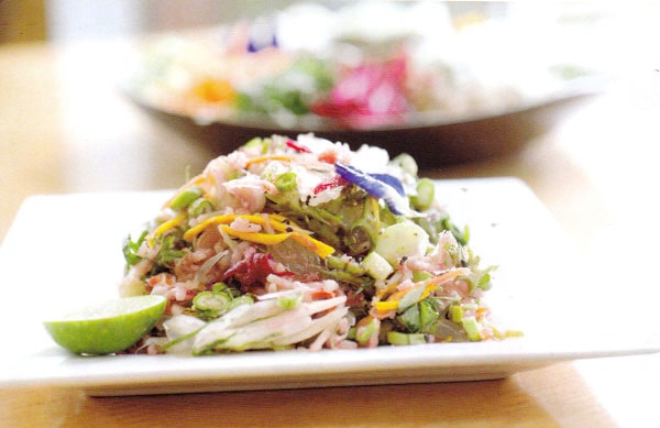 เมนูธัญพืชเป็นอีกหนึ่งในเมนูอาหารฤทธิ์เย็น ขอนำเสนอเมนู ข้าวยำธัญพืช ใส่ข้าวกล้อง มะพร้าวคั่ว และธัญพืชต่าง ๆ มาพร้อมวิธีทำน้ำข้าวยำสูตรเด็ด