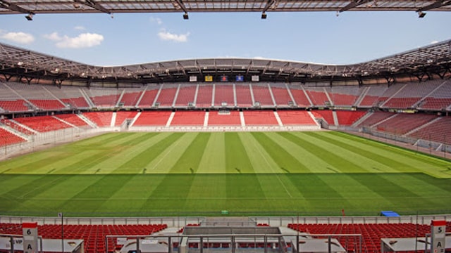 โวล์ฟสแบร์เกอร์ vs ซีเอสเคเอ&nbsp;มอสโก