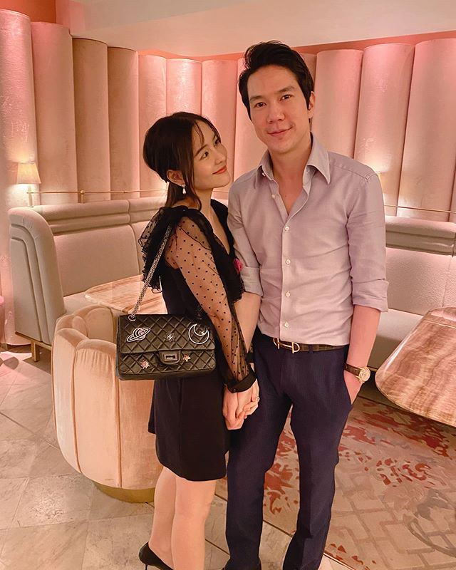 ออม สุชาร์  โพสต์ฉลองวันครบรอบ 3 ปีสุดหวาน ด้าน แอมป์ พิธาน เคลียร์ไอจีเหลือไว้แต่ภาพคู่รวมโมเมนต์สวีท